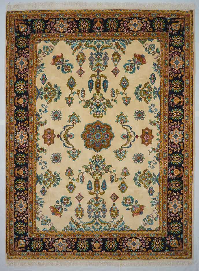 قالی کرمانی (راور)، 2.54 در 3.44 متر ،  80 جفت
